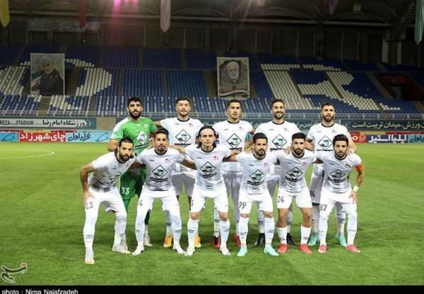 تراکتور با 5 غایب مقابل استقلال تراکتور با 5 غایب مقابل استقلال