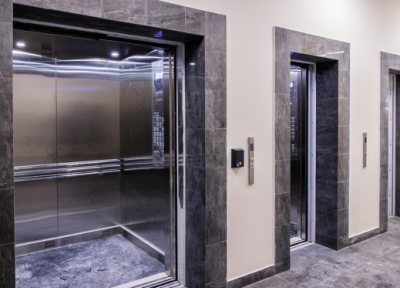 چرا در آسانسور آینه نصب می نمایند؟ پاسخ این سوال شما را غافلگیر خواهد نمود!