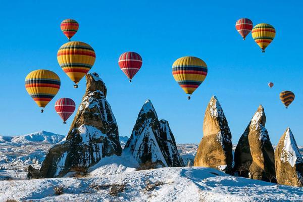 تماشای 7 مکان فوق العاده جهان با بالون هوای گرم